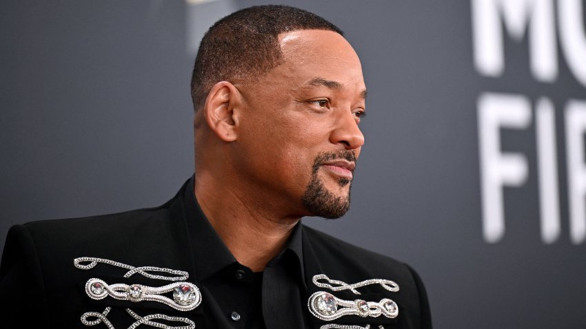 TOPSHOT – US actor Will Smith arrives for the 67th Annual Grammy Awards at the Crypto.com Arena in Los Angeles on February 2, 2025. (Photo by Robyn Beck / AFP) / RESTRICTED TO EDITORIAL USE (Photo by ROBYN BECK/AFP via Getty Images)