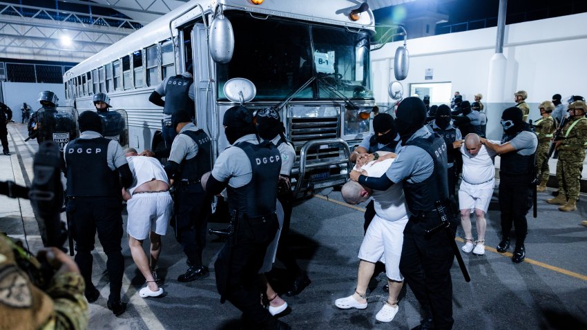 17 members of Venezuela’s Tren de Aragua gang and members of the MS-13 gang, who were deported to El Salvador by the US in San Salvador, El Salvador on March 31, 2025.